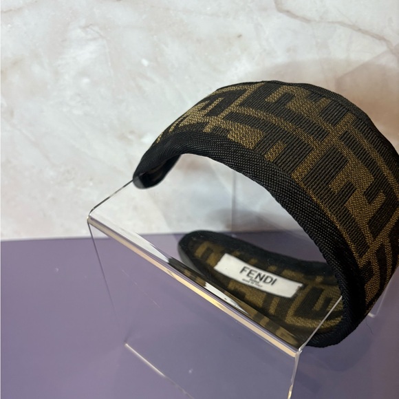 Handmade Headband
Brown Fendi print - Picture 2 of 2